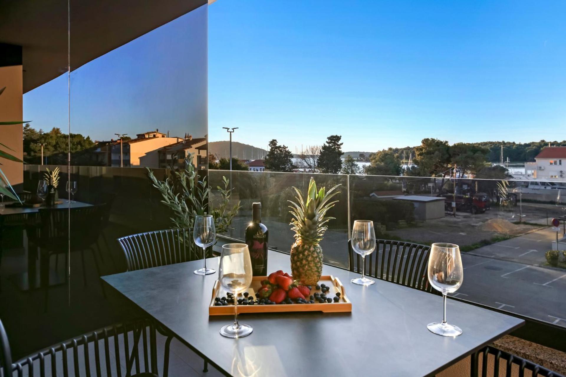 Fly Apartments Medulin - 50M From The Beach - New 2024 Exteriör bild